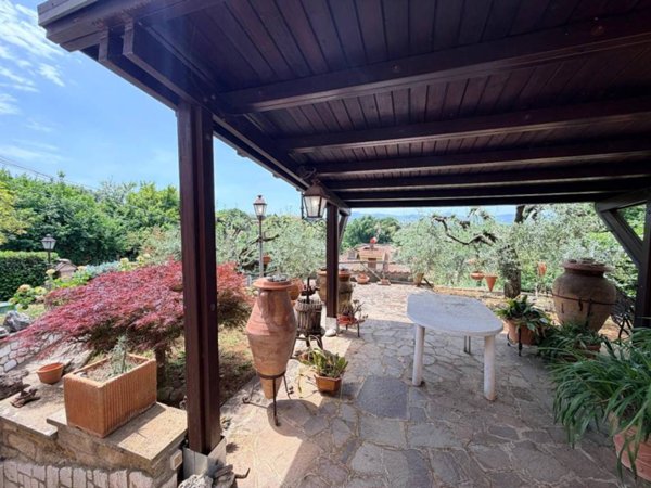 casa indipendente in vendita a Zagarolo