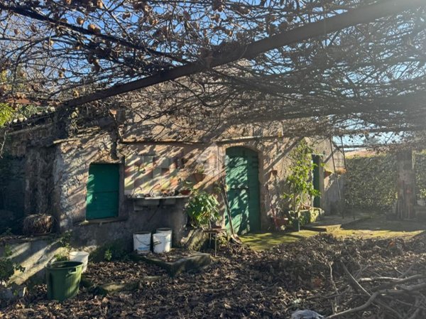 casale in vendita a Zagarolo
