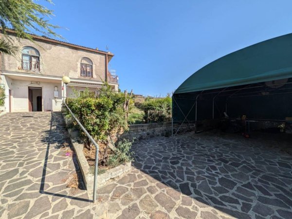 appartamento in vendita a Zagarolo in zona Valle Martella