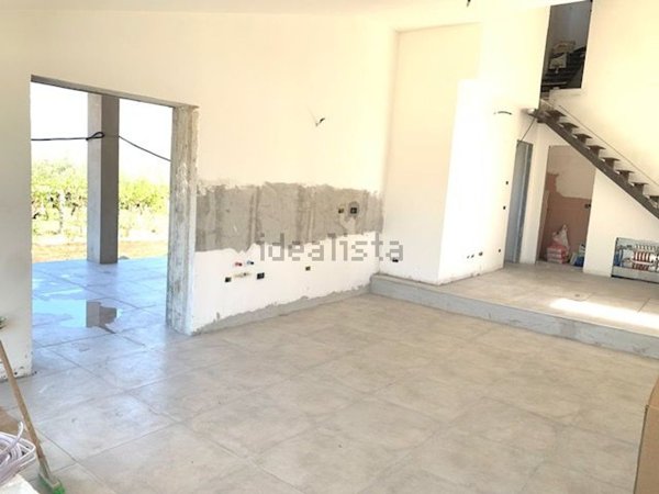 casa indipendente in vendita a Zagarolo