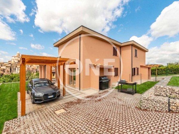 casa indipendente in vendita a Zagarolo