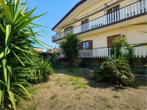 casa indipendente in vendita a Zagarolo in zona Valle Martella