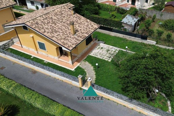 casa indipendente in vendita a Zagarolo