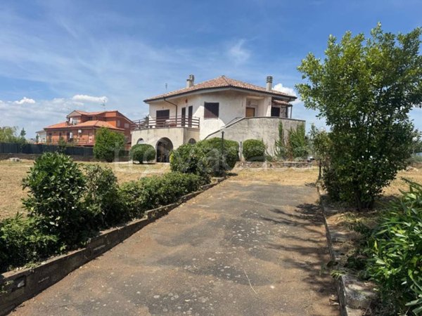casa indipendente in vendita a Zagarolo