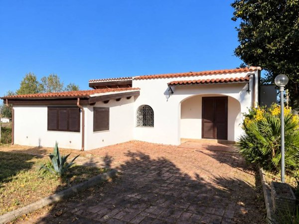 casa indipendente in vendita a Zagarolo in zona Valle Martella