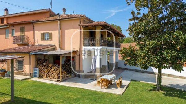 casa indipendente in vendita a Zagarolo