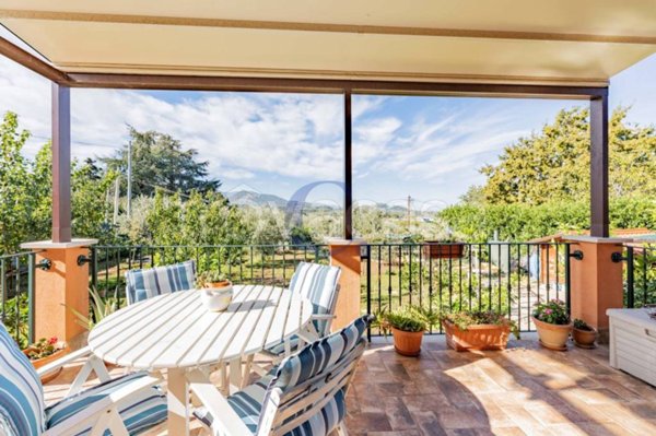 casa indipendente in vendita a Zagarolo