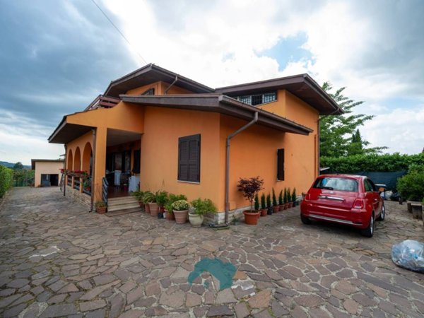 casa indipendente in vendita a Zagarolo