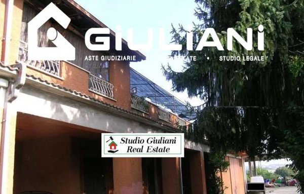 casa indipendente in vendita a Lariano
