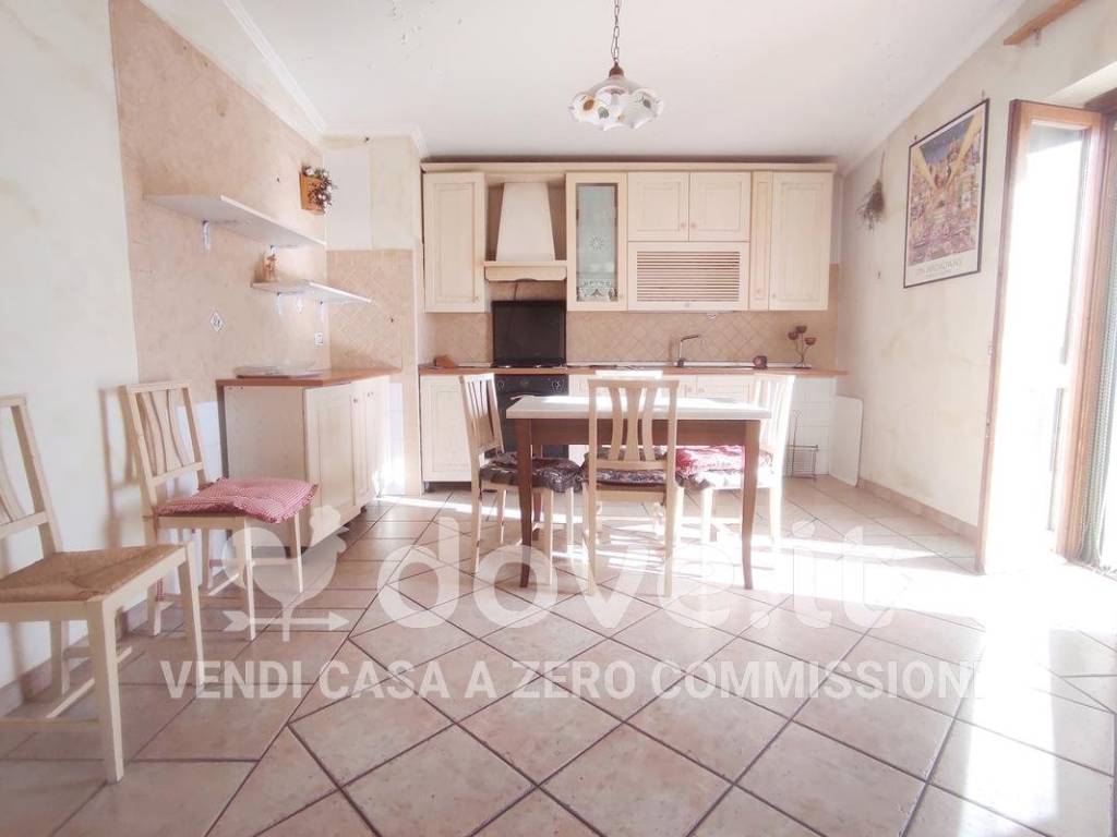 appartamento in vendita a Lariano