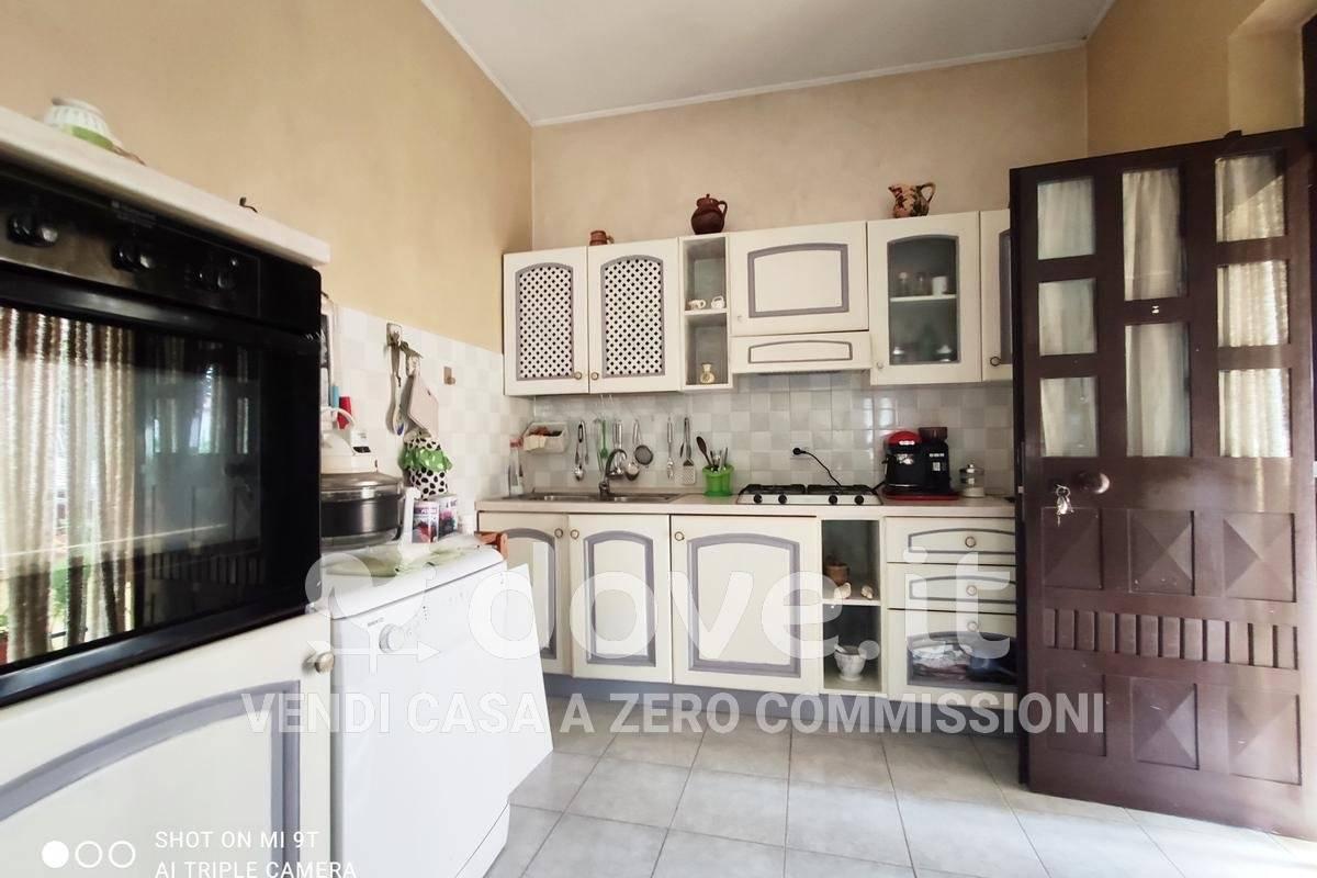 casa indipendente in vendita a Lariano