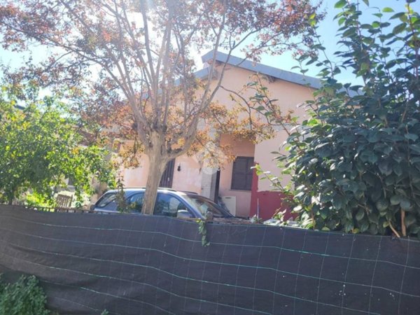 casa indipendente in vendita a Lariano