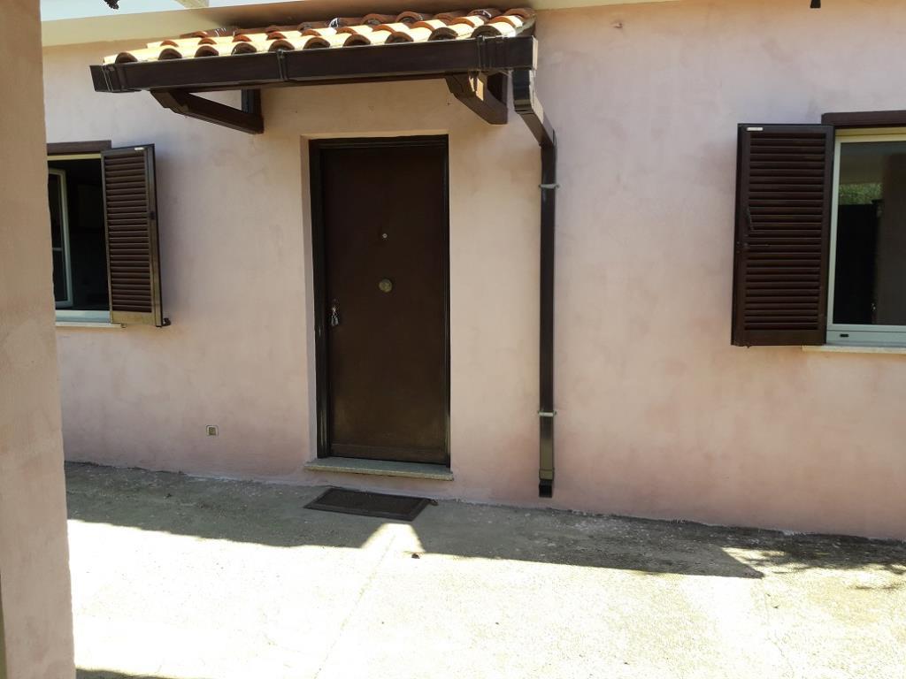casa indipendente in vendita a Lariano