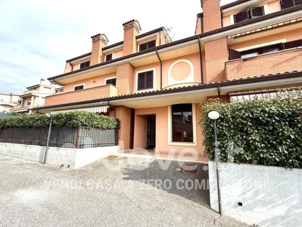 appartamento in vendita a Lariano