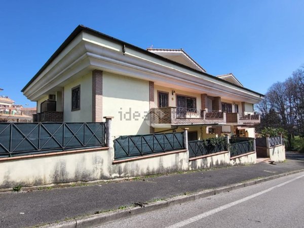 appartamento in vendita a Lariano