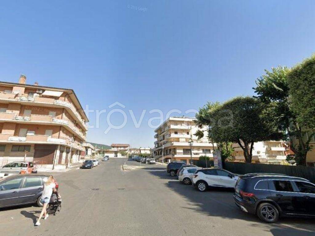 appartamento in vendita a Lariano