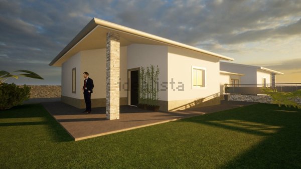 casa indipendente in vendita a Lariano