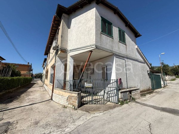 appartamento in vendita a Lariano