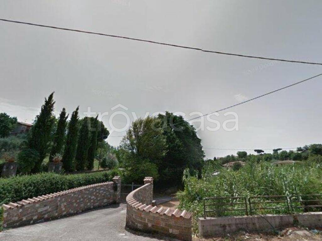 casa indipendente in vendita a Lariano