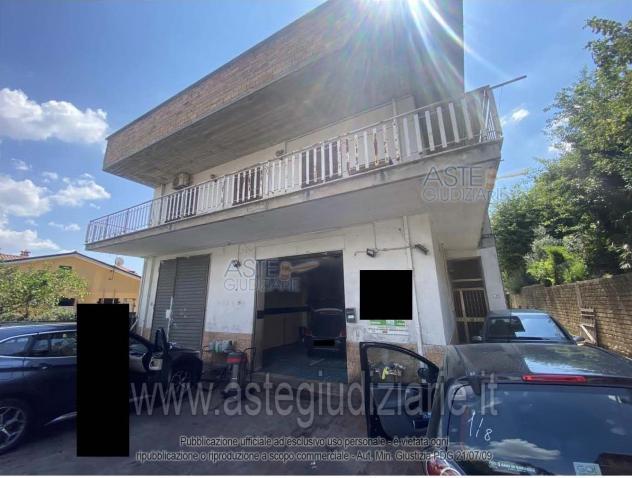 negozio in vendita a Lariano