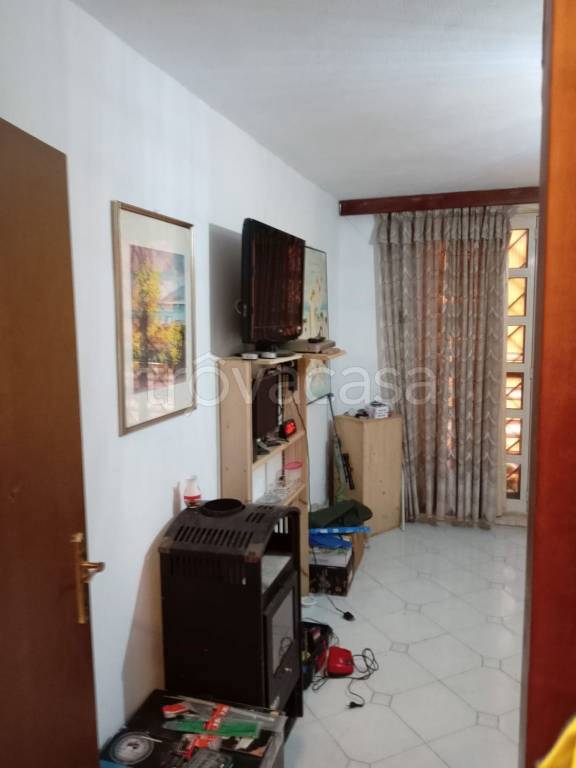 casa indipendente in vendita a Lariano