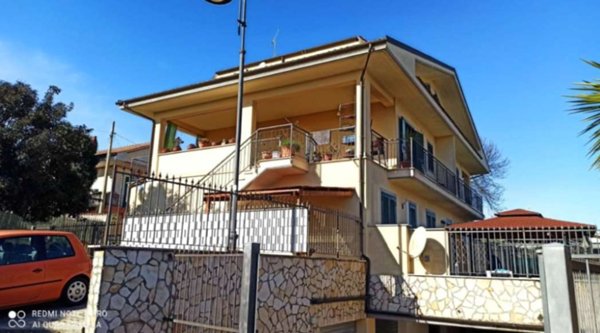 appartamento in vendita a Lariano