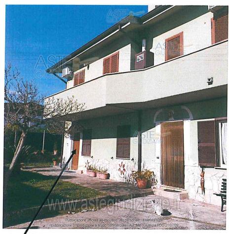 appartamento in vendita a Lariano