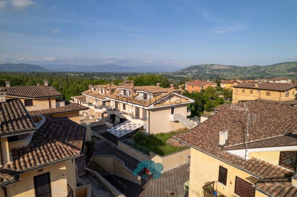 appartamento in vendita a Lariano