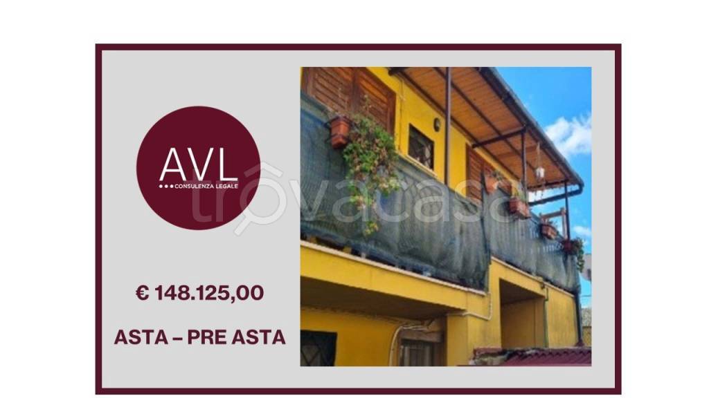 casa indipendente in vendita a Lariano