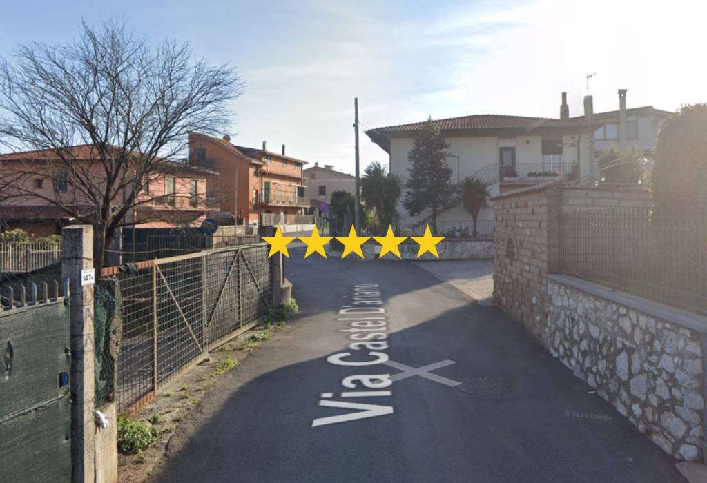 casa indipendente in vendita a Lariano