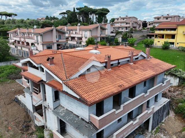 appartamento in vendita a Lariano