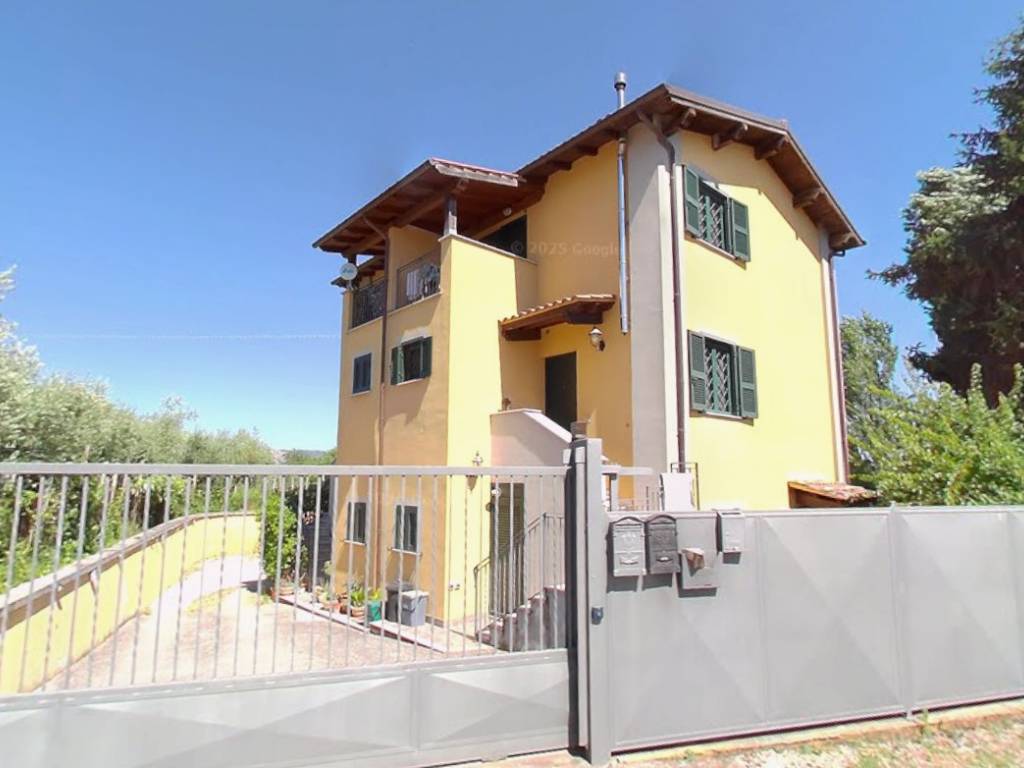 appartamento in vendita a Lariano