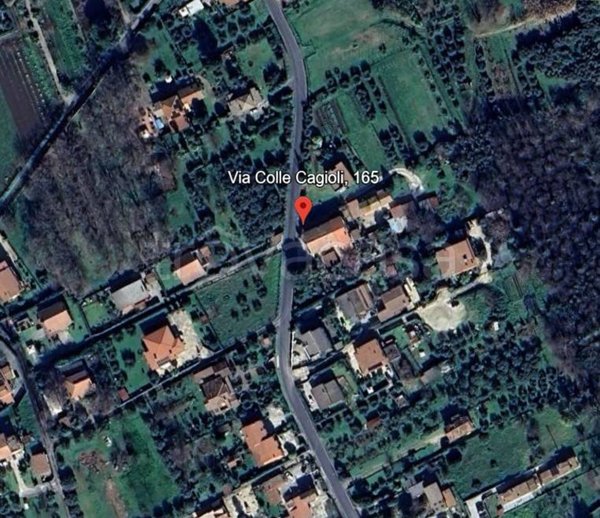 casa indipendente in vendita a Lariano
