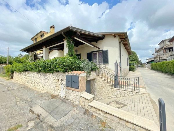 appartamento in vendita a Lariano