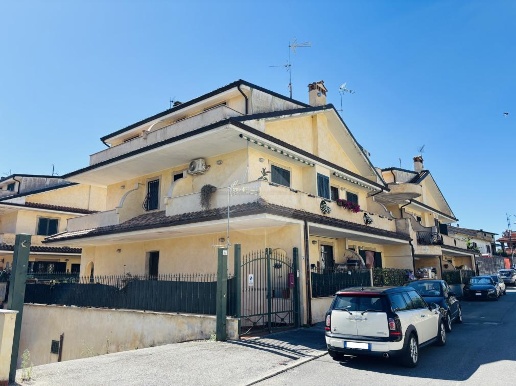appartamento in vendita a Lariano