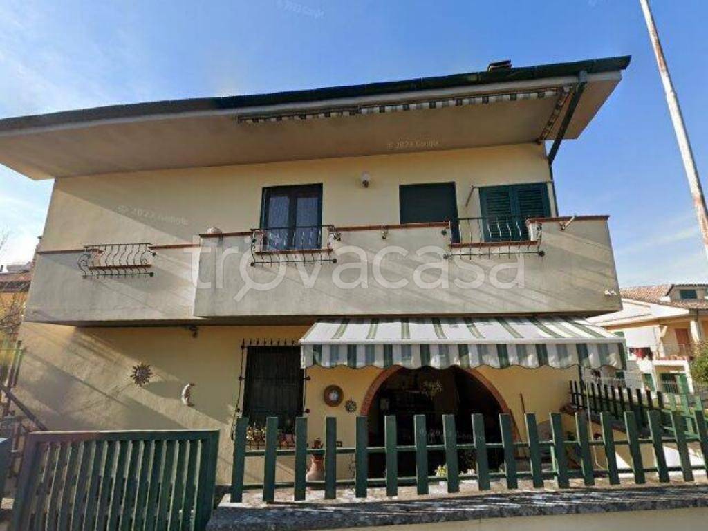 appartamento in vendita a Lariano