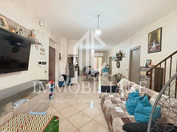 casa indipendente in vendita a Lariano