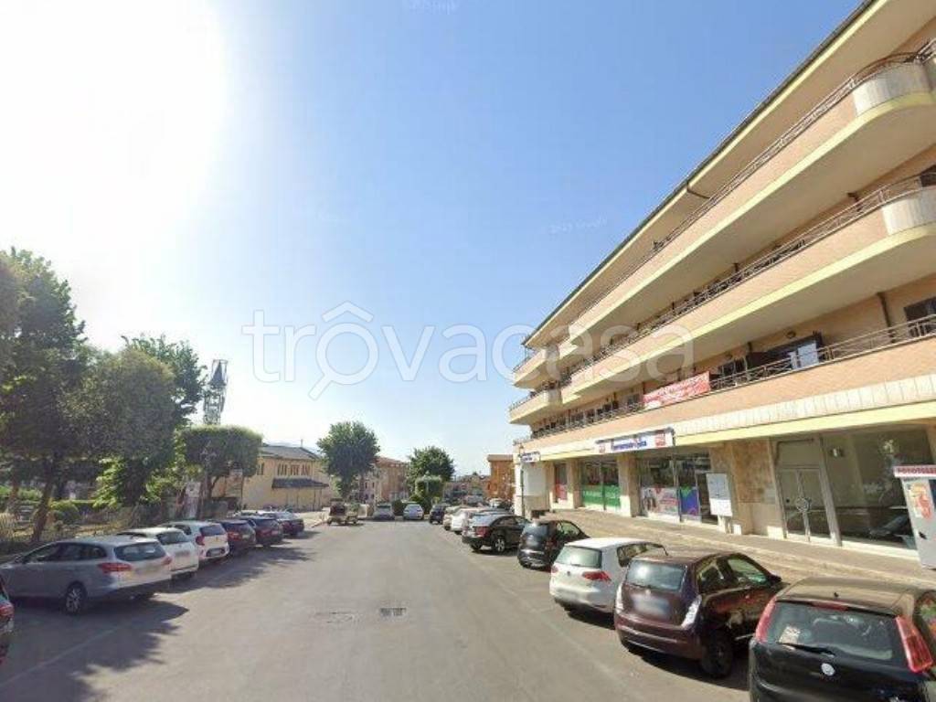 casa indipendente in vendita a Lariano