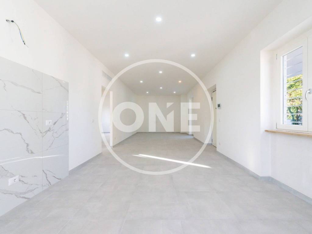 casa indipendente in vendita a Lariano