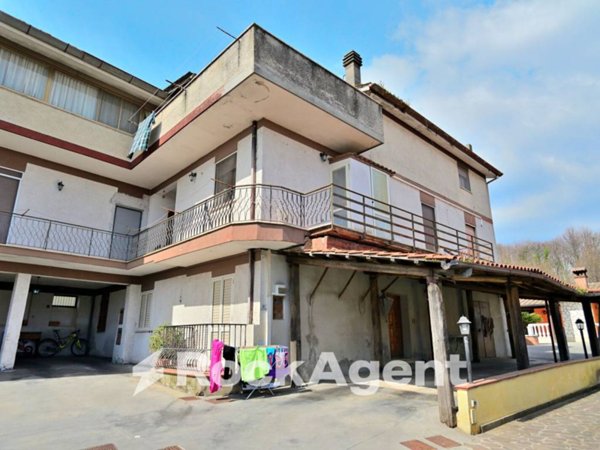 appartamento in vendita a Lariano