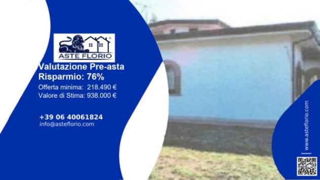 casa indipendente in vendita a Lariano