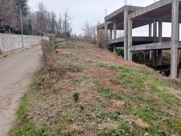 terreno edificabile in vendita a Lariano