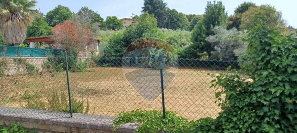 casa indipendente in vendita a Lariano