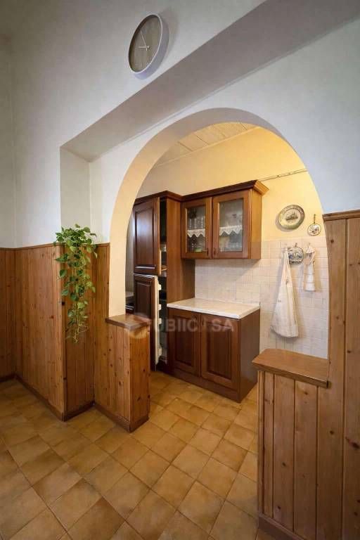 casa indipendente in vendita a Lariano