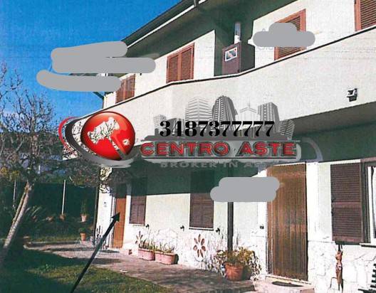 appartamento in vendita a Lariano