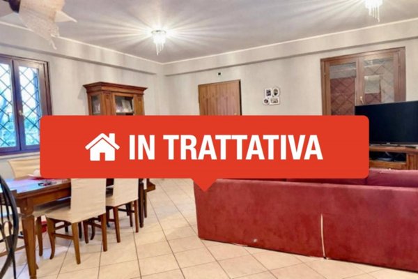 casa indipendente in vendita a Lariano