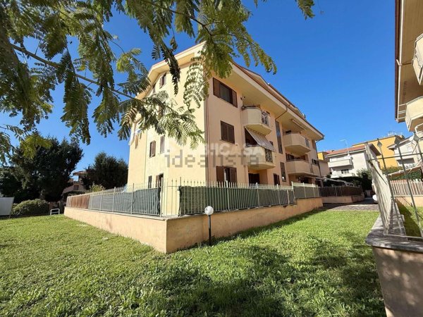 appartamento in vendita a Lariano