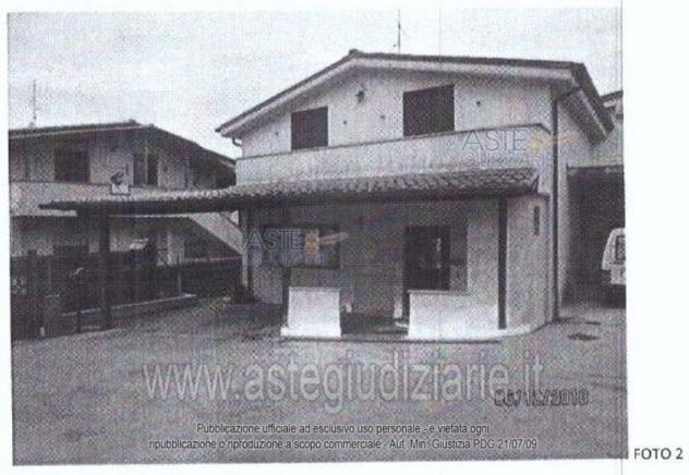 casa indipendente in vendita a Lariano