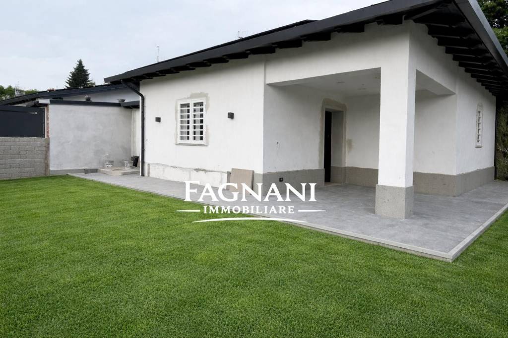 casa indipendente in vendita a Lariano