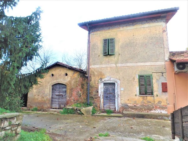casa indipendente in vendita a Lariano